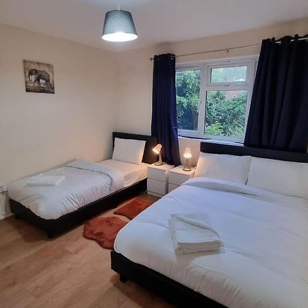 2 Bedroom Apartment In Kennington London Londres Exterior foto