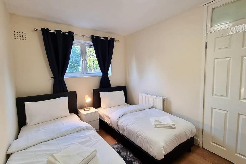 2 Bedroom Apartment In Kennington London Londres Exterior foto